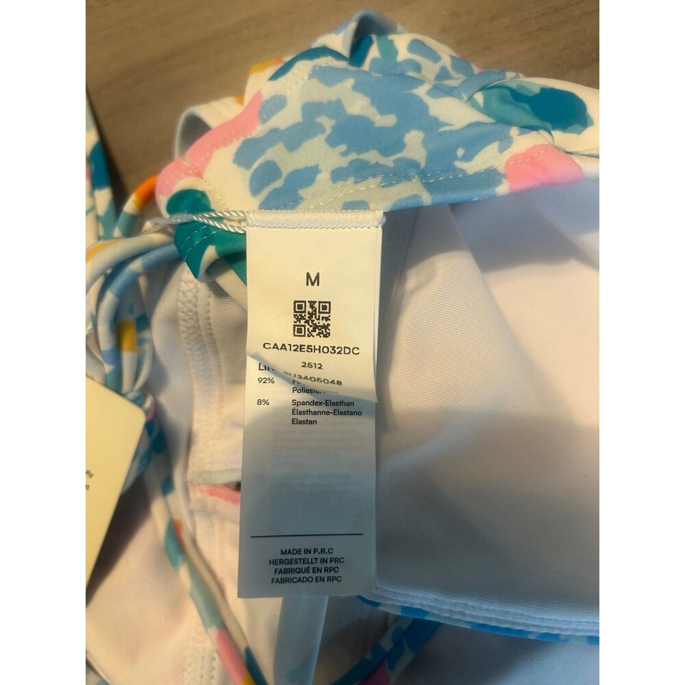 Women’s White Floral One Piece Swimsuit Size M - Picture 9 of 9